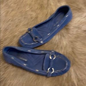 Soft velvet feel shoes